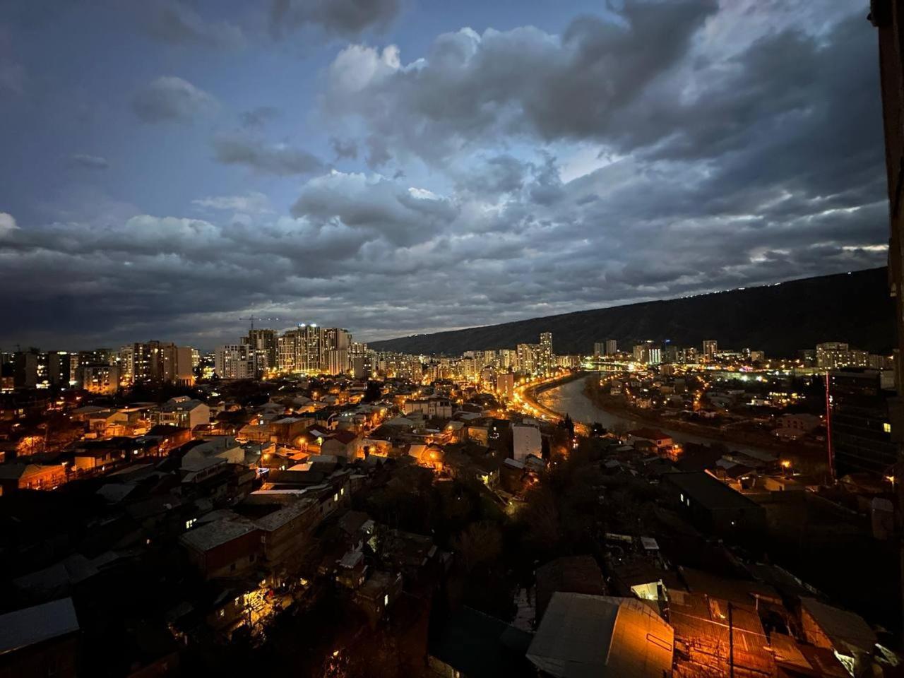 Apartments With View Tiflis Exterior foto